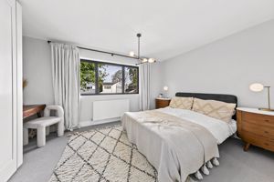 Bedroom- click for photo gallery